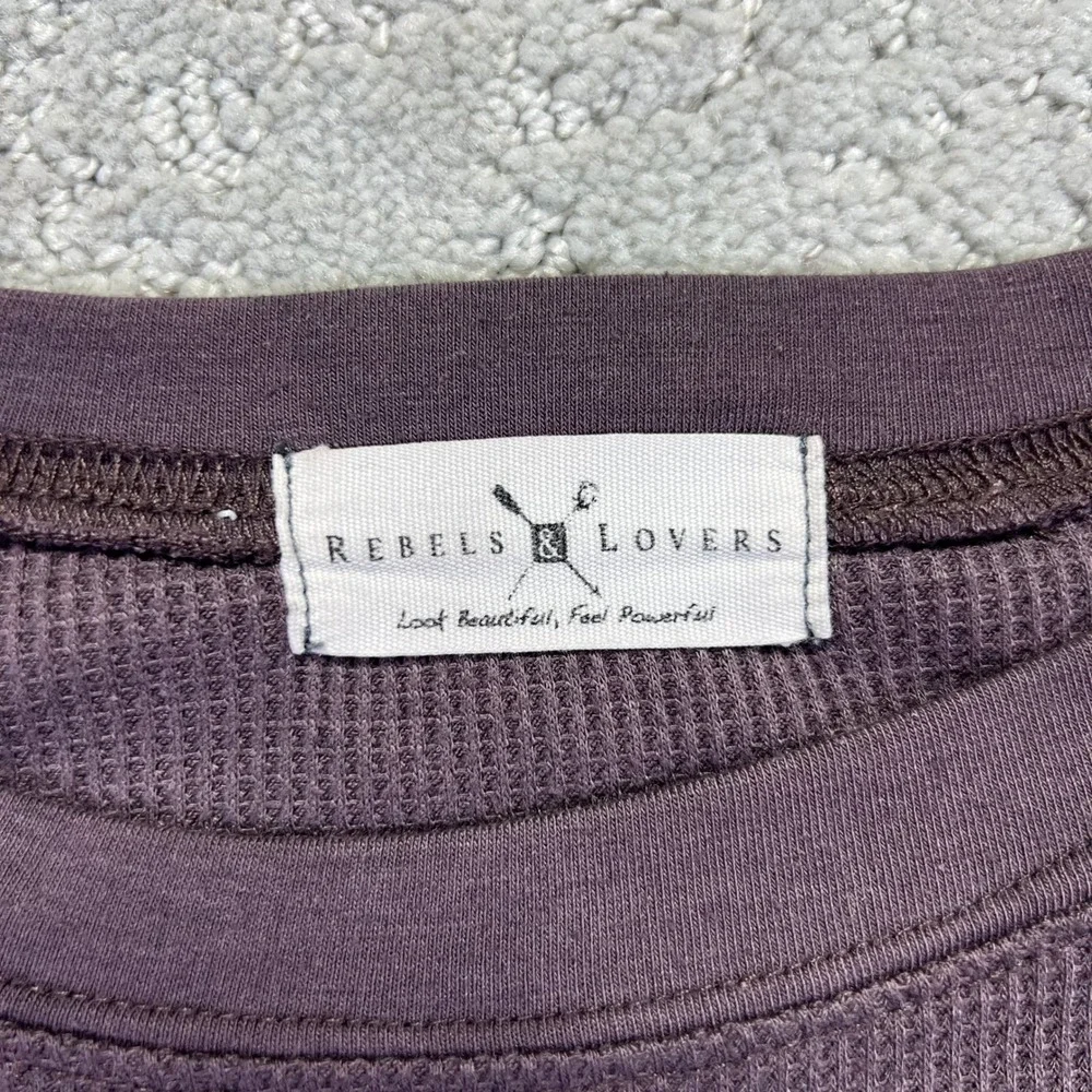 Rebels & Lovers Thermal Shirt Womens Large Purple Waffle Knit Cropped Pullover‎